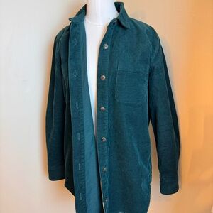 Jcrew corduroyed button up 
Size XS all fits like a S
Only used once or twice